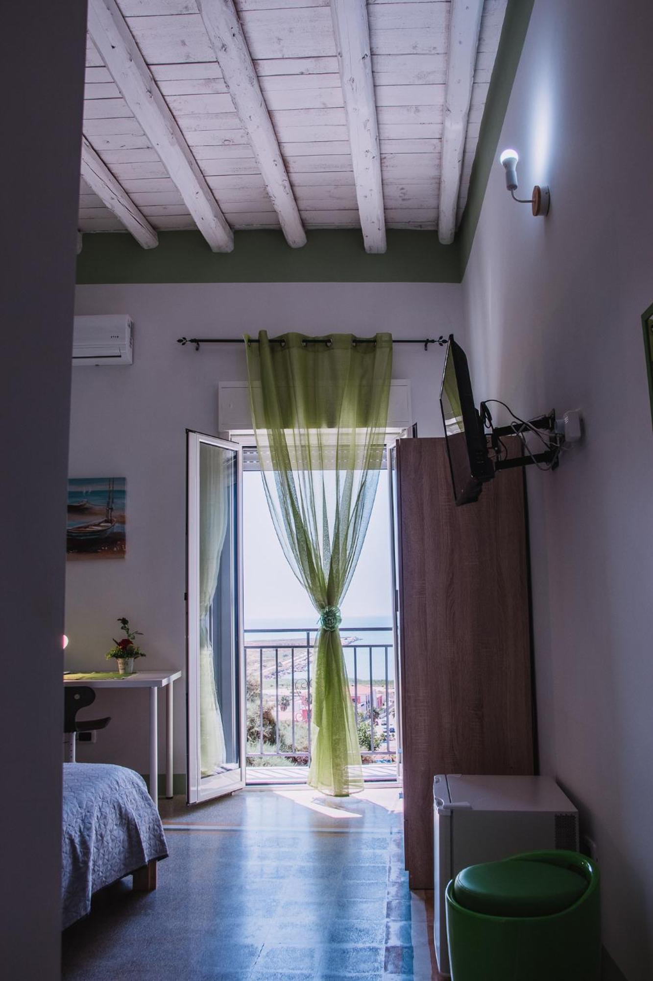 Bed and Breakfast Magico Sole Porto Empedocle Esterno foto